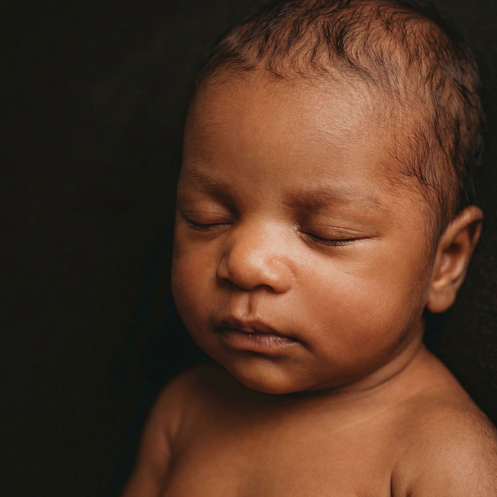 Clear photorealistic baby portrait with soft lighting